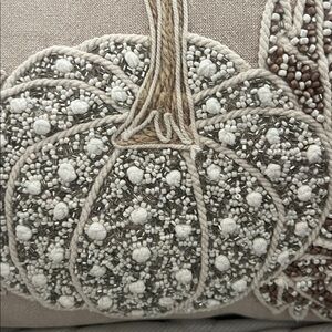 Meet your Posher, Veronica lluvia